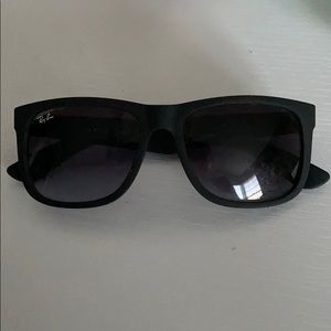 Ray ban sun glasses